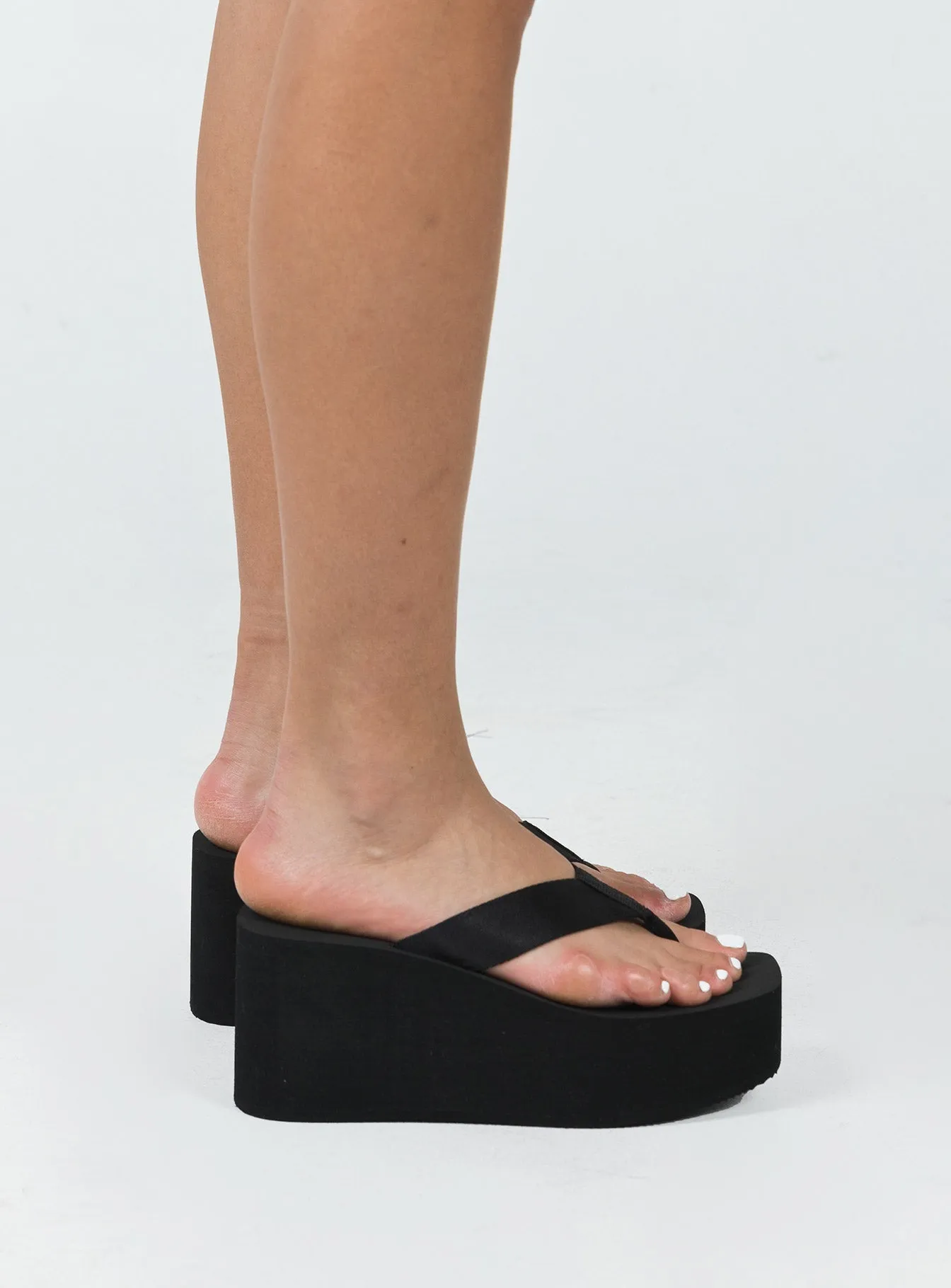 Jacey Platform Sandals Black