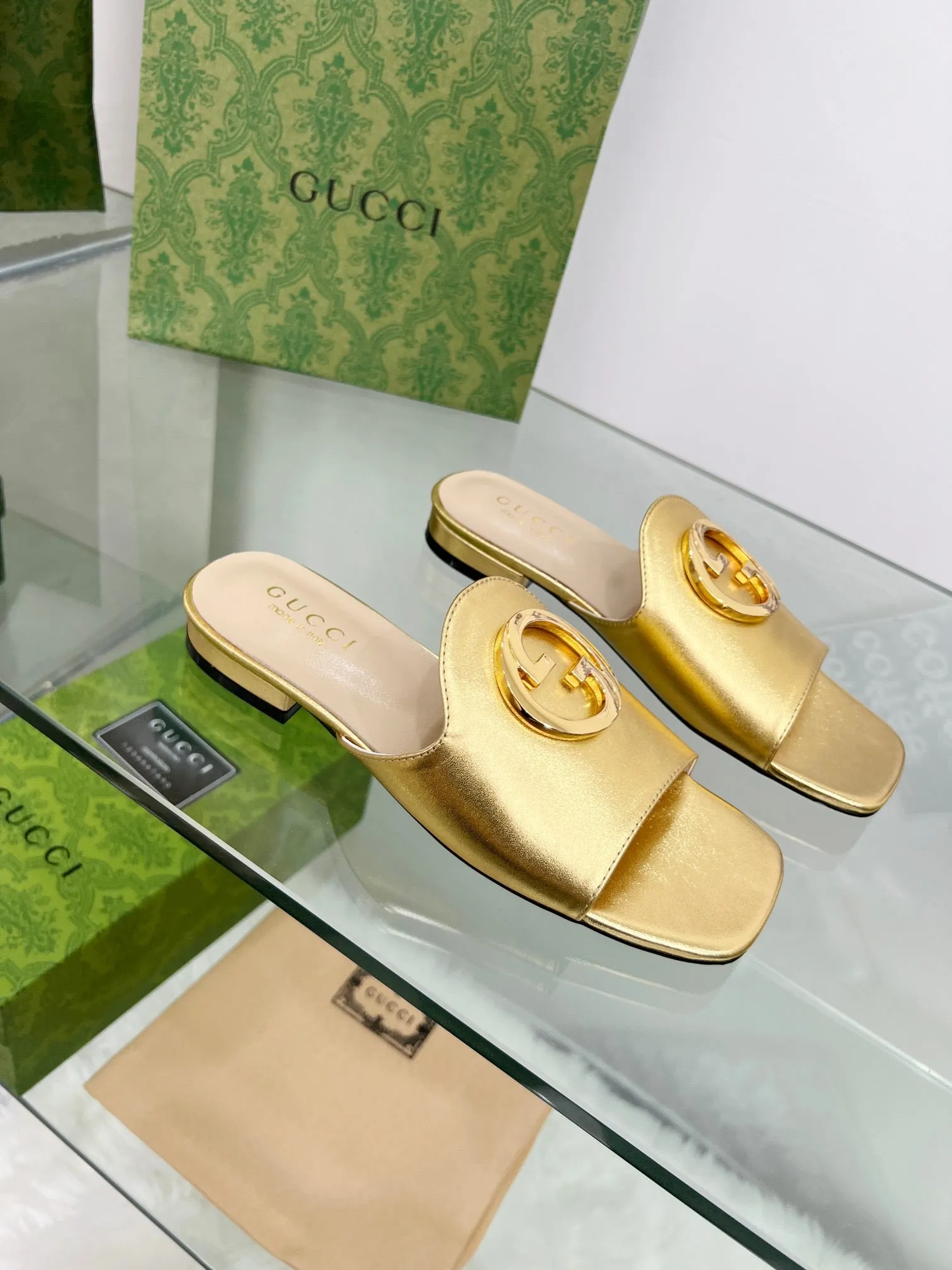 SE1066 Women's Gucci Nojum Blondie Slide /  Size5-12