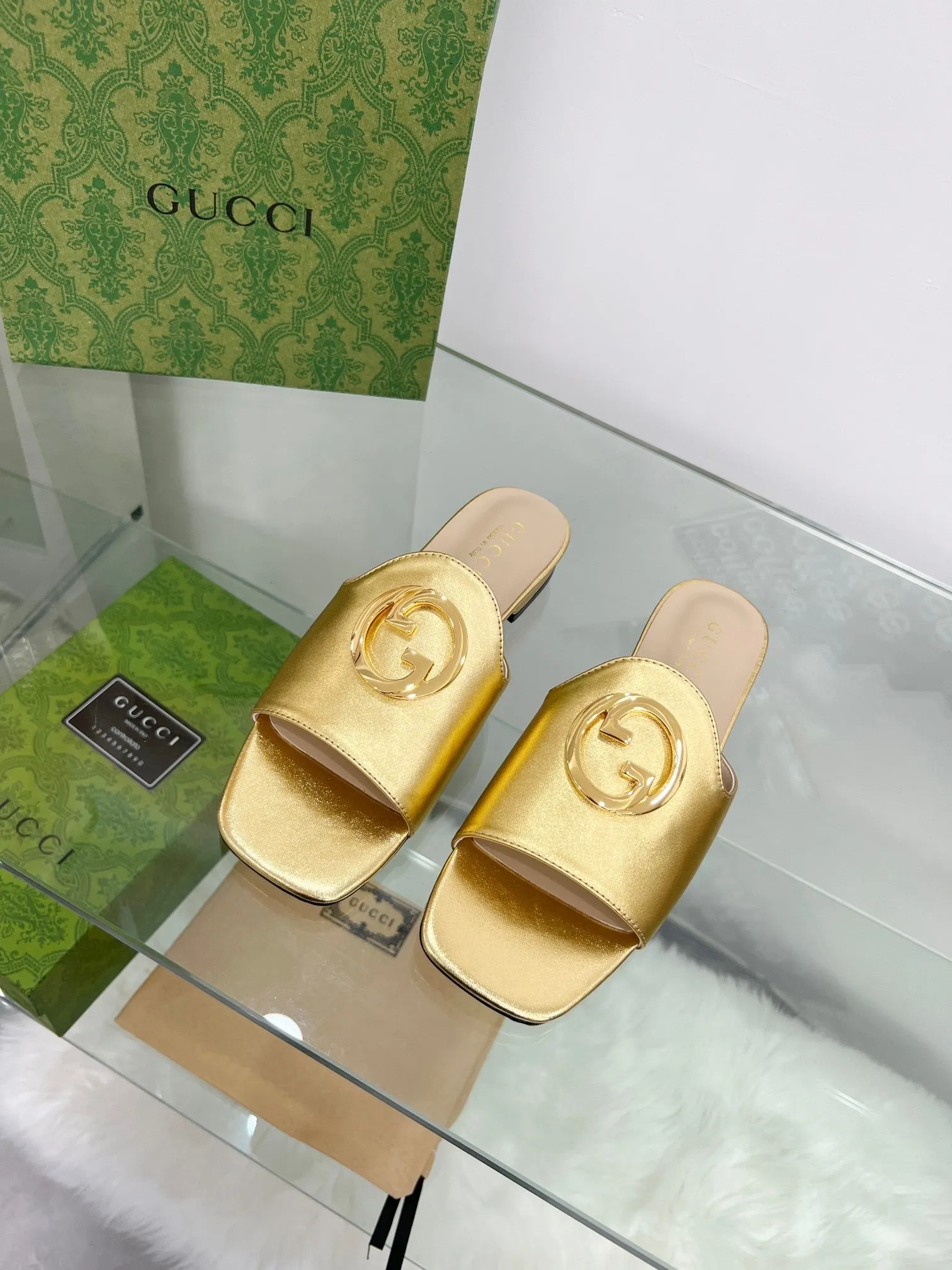 SE1066 Women's Gucci Nojum Blondie Slide /  Size5-12