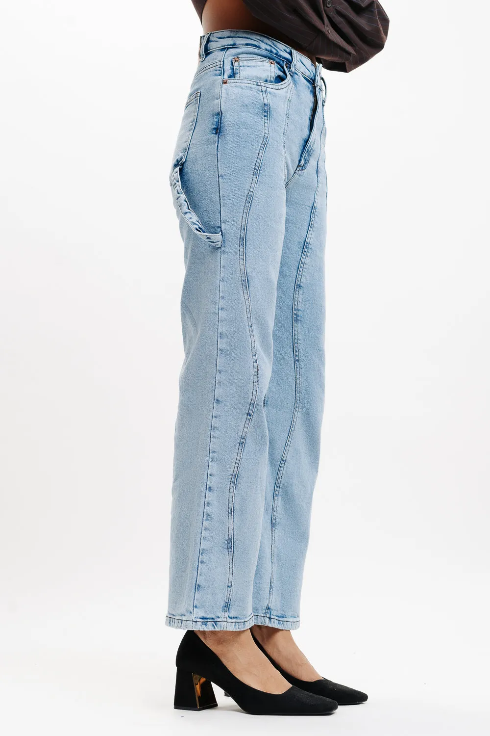 Wavy Seamed Light Washed Wide Jeans